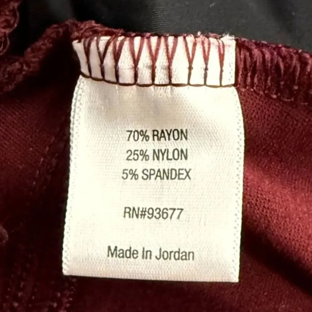 St. John's Bay Dark Red Skinny Leg Leggings‎ with Pockets Womens Size 2X